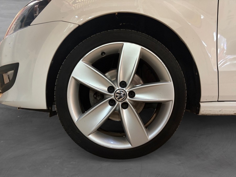 VOLKSWAGEN d'occasion POLO 1.6 TDI de 2011 Rodez (12)﻿