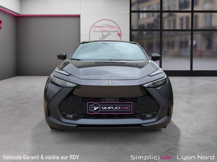 TOYOTA d'occasion C-HR 1.8 140H DYNAMIC BUSINESS de 2024 Lyon Nord