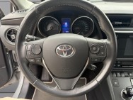 TOYOTA d'occasion AURIS HSD 136h Collection RC18 de 2019 Saint Omer