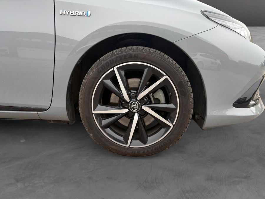 TOYOTA d'occasion AURIS HSD 136h Collection RC18 de 2019 Saint Omer