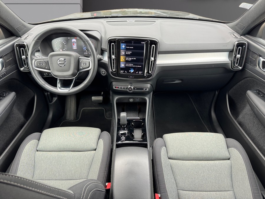 VOLVO d'occasion XC40 T4 Recharge 129 + 82ch Plus Style Dark DCT 7 de