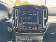 VOLVO d'occasion XC40 T4 Recharge 129 + 82ch Plus Style Dark DCT 7 de