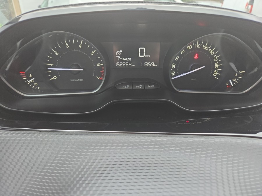 PEUGEOT d'occasion 2008 1.2 VTI 82 PURETECH ACCESS de 2016 Orgeval