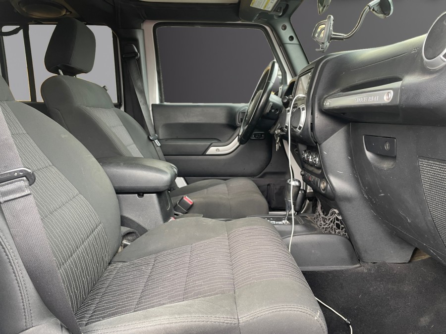 JEEP d'occasion WRANGLER UNLIMITED 2.8 CRD 200 WRANGLER BA de 2012