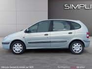 RENAULT d'occasion SCENIC 1.6i 16V RXE de 2000 Brest (29)﻿