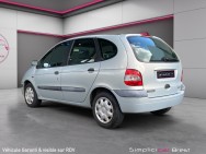 RENAULT d'occasion SCENIC 1.6i 16V RXE de 2000 Brest (29)﻿