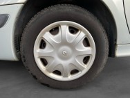 RENAULT d'occasion SCENIC 1.6i 16V RXE de 2000 Brest (29)﻿