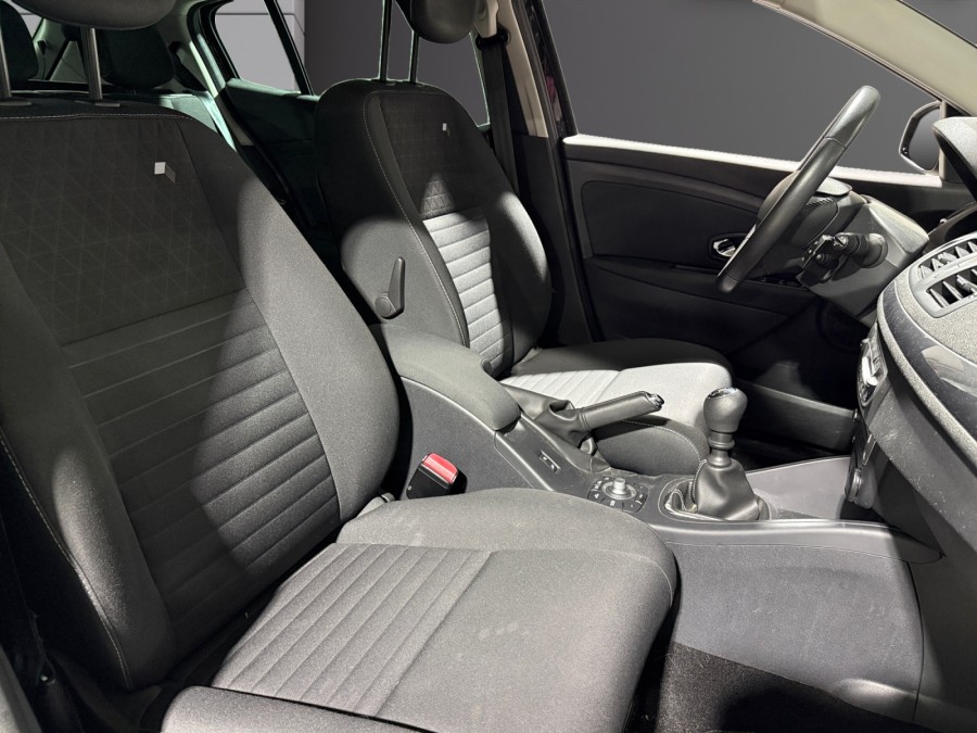 RENAULT d'occasion MEGANE III 1.2 TCE 115 LIMITED de 2015 Meximeux