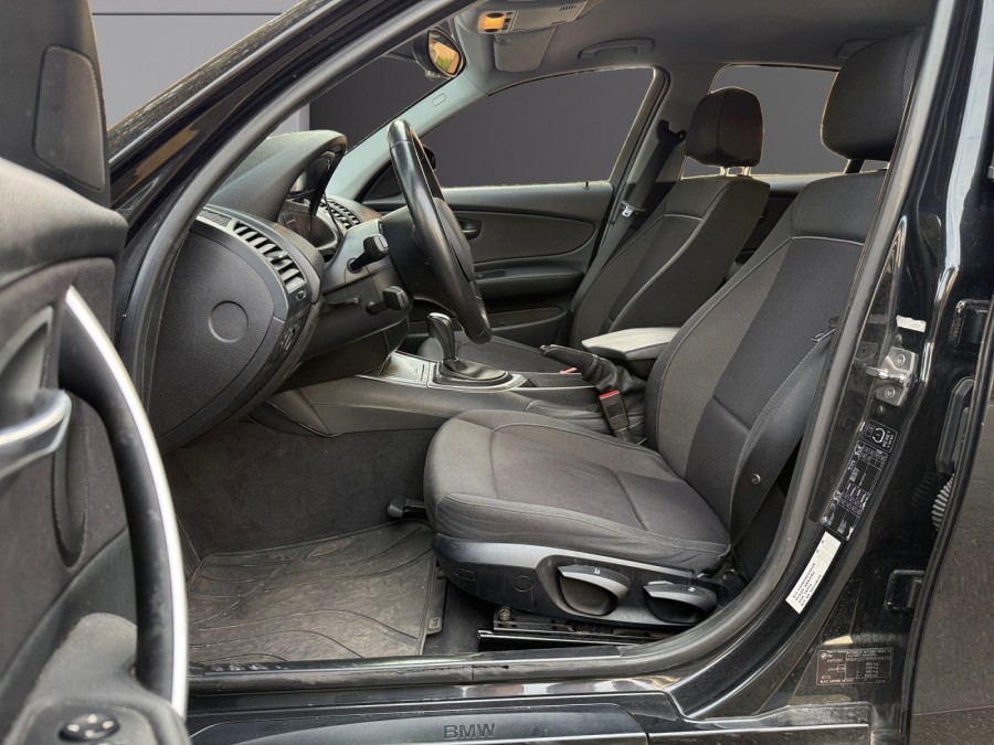 BMW d'occasion SERIE 1 118D EDITION BLACK AND WHITE SPORT BA de 2010