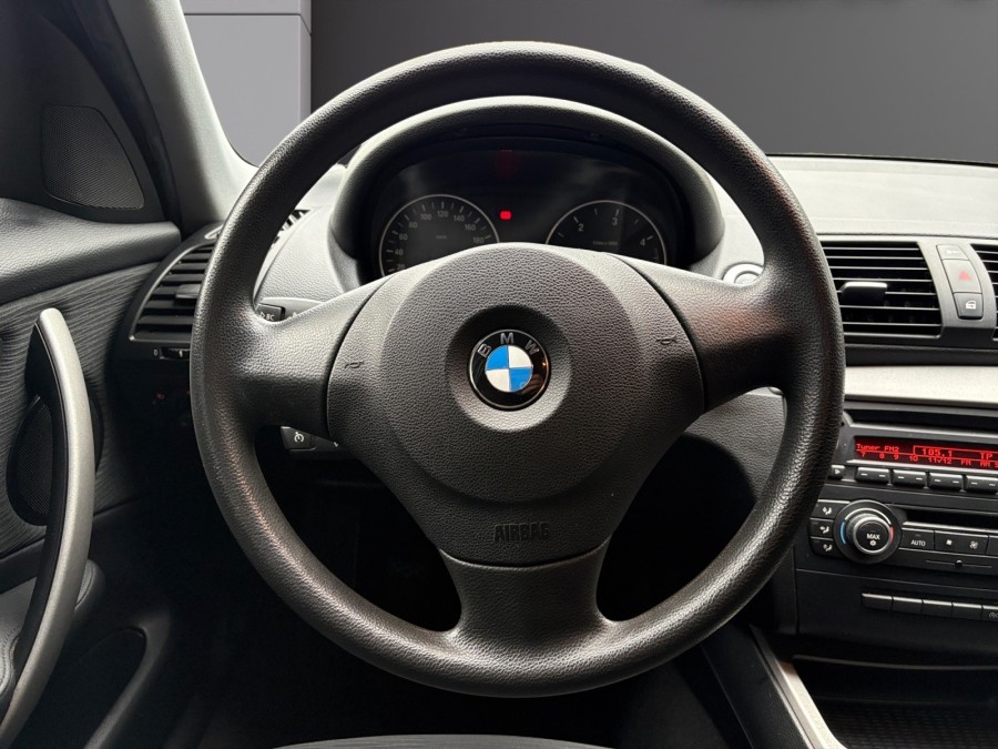 BMW d'occasion SERIE 1 116d 115ch Edition Confort 5p de 2011