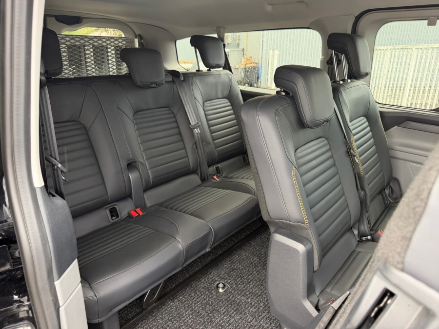 FORD d'occasion TRANSIT CUSTOM TRANSIT CUSTOM KOMBI M1 320 L2H1