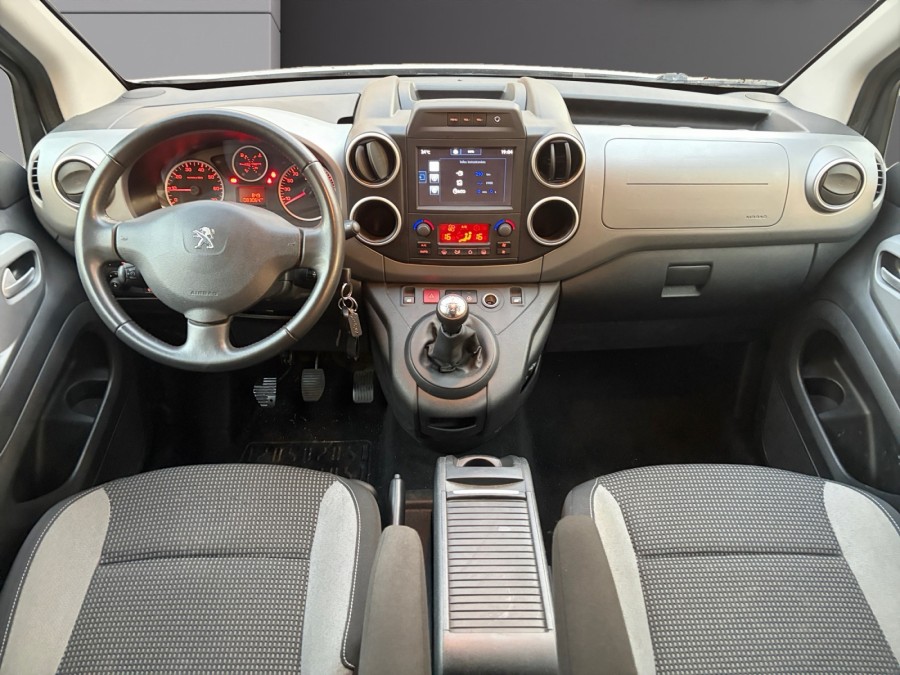 PEUGEOT d'occasion PARTNER TEPEE 1.2 THP de 2018 Paris 17 (75)﻿