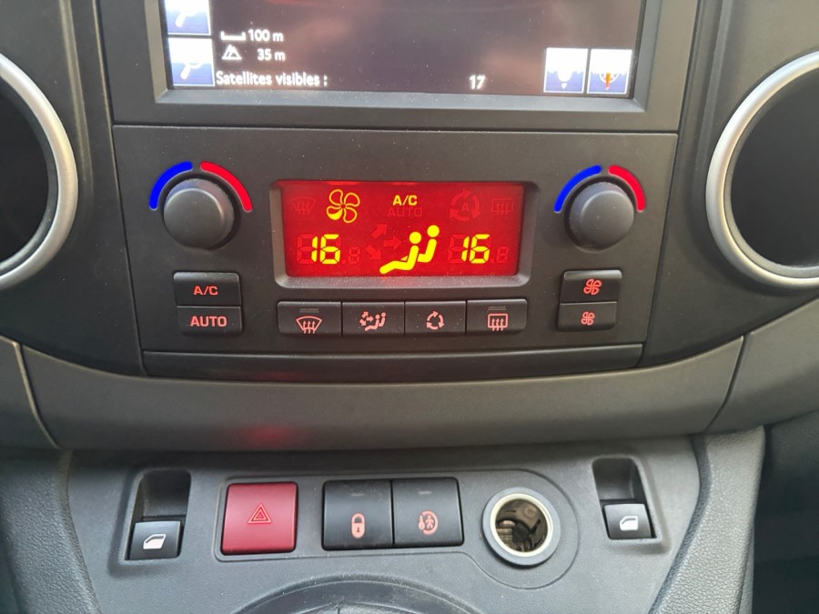 PEUGEOT d'occasion PARTNER TEPEE 1.2 THP de 2018 Paris 17 (75)﻿