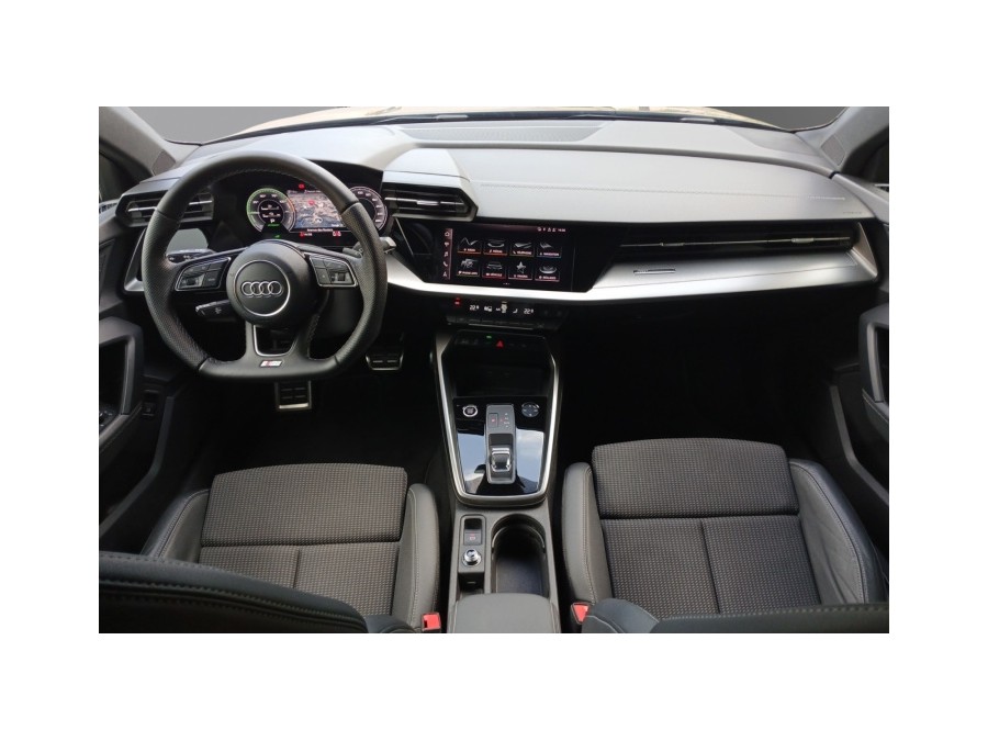 AUDI d'occasion A3 40 TFSIe 204 de 2021 La Ciotat (13)﻿