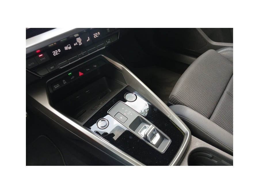 AUDI d'occasion A3 40 TFSIe 204 de 2021 La Ciotat (13)﻿