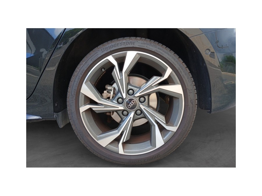 AUDI d'occasion A3 40 TFSIe 204 de 2021 La Ciotat (13)﻿