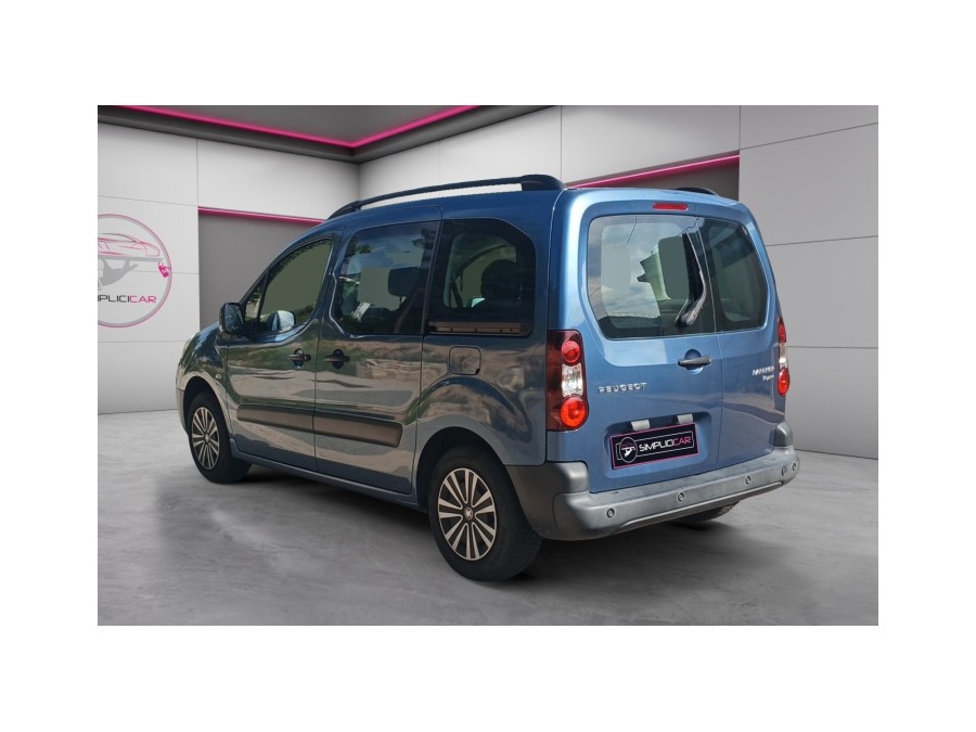 PEUGEOT d'occasion PARTNER TEPEE 1.6 98 ACTIVE de 2012 La Ciotat (13)﻿