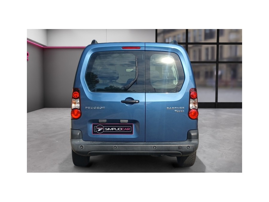 PEUGEOT d'occasion PARTNER TEPEE 1.6 98 ACTIVE de 2012 La Ciotat (13)﻿