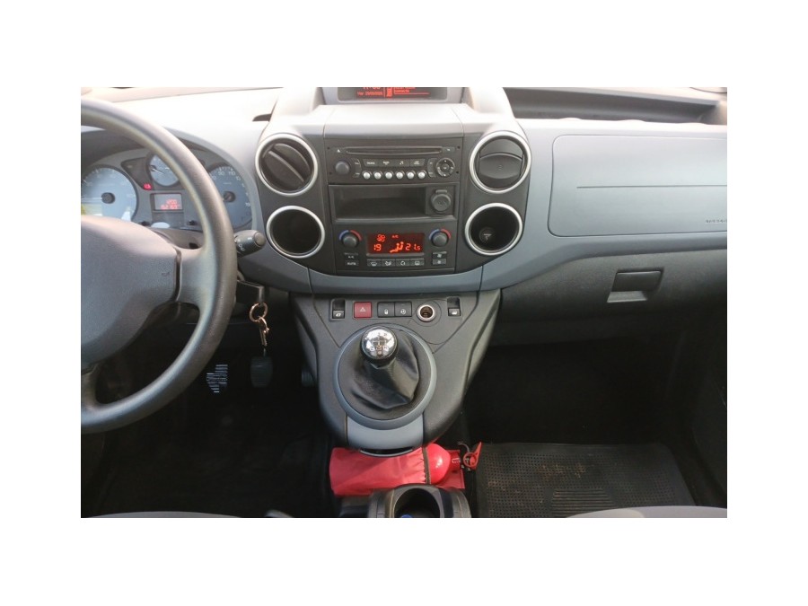 PEUGEOT d'occasion PARTNER TEPEE 1.6 98 ACTIVE de 2012 La Ciotat (13)﻿