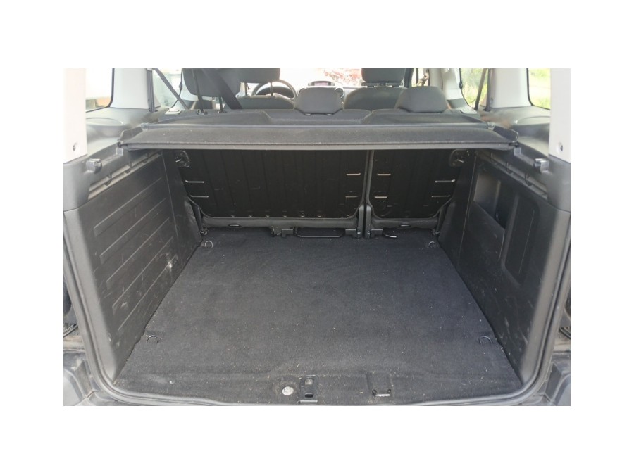 PEUGEOT d'occasion PARTNER TEPEE 1.6 98 ACTIVE de 2012 La Ciotat (13)﻿