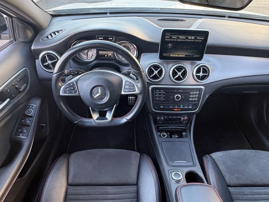 MERCEDES d'occasion GLA 220 d Fascination 4Matic 7G-DCT de 2015 Lyon