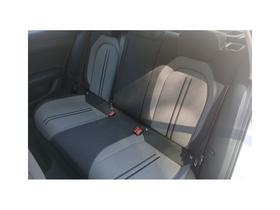SEAT d'occasion LEON IV 1 TSI 110 BVM6 URBAN de 2021 La Ciotat (13)﻿