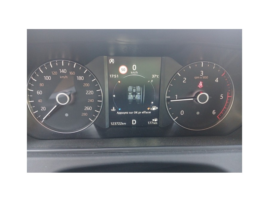 LAND ROVER d'occasion RANGEROVER VELAR 2 D180 4X4 BVA SE DYNAMIC de