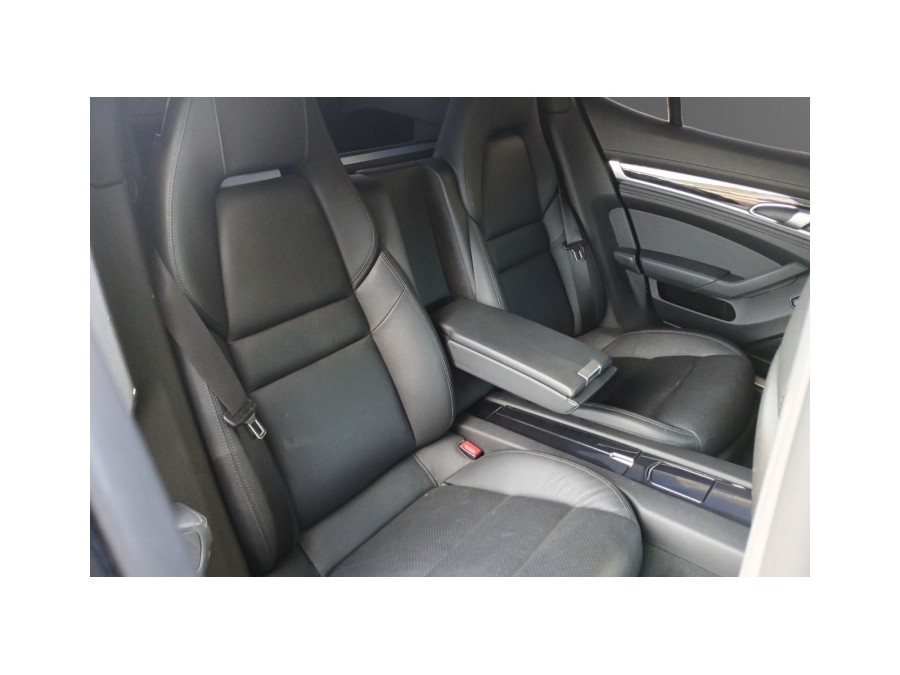 PORSCHE d'occasion PANAMERA 3.6 V6 300 4S de 2010 La Ciotat (13)﻿