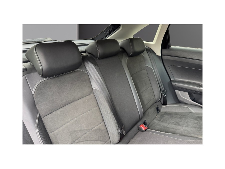 VOLKSWAGEN d'occasion TAIGO 1 TSI 110 LIFE DSG AUTO de 2022 La Ciotat