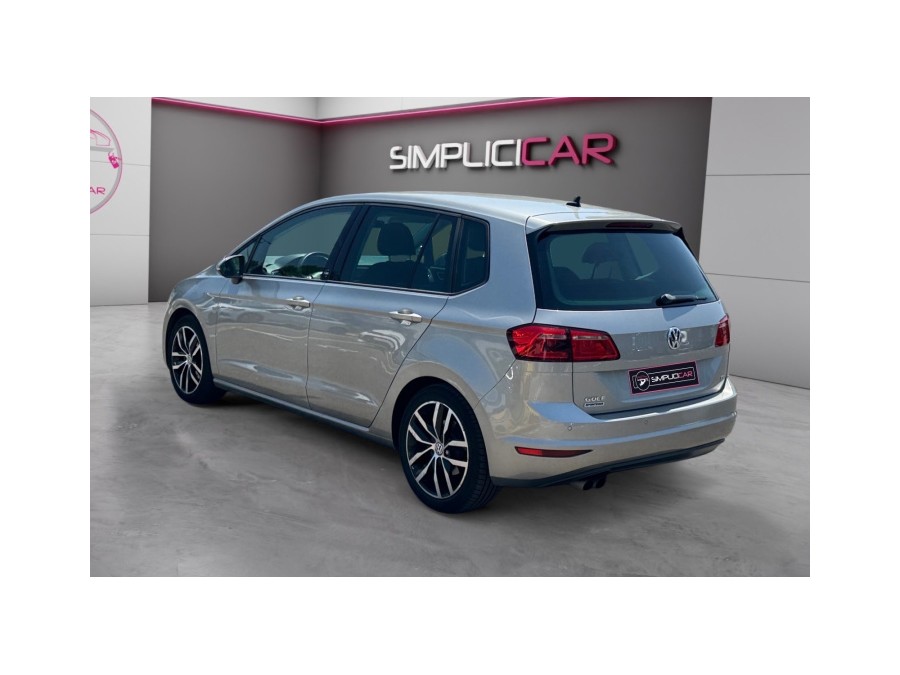 VOLKSWAGEN d'occasion GOLFSPORTSVAN 1.4 TSI 125 CONFORTLINE DSG AUTO