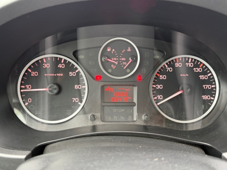 PEUGEOT d'occasion PARTNER TEPEE 1.6 BlueHDi 100 de 2018 Besançon