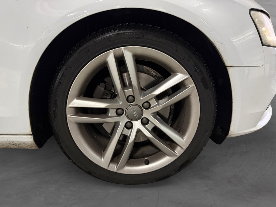 AUDI d'occasion A4 TDI de 2013 Meximeux (01)﻿