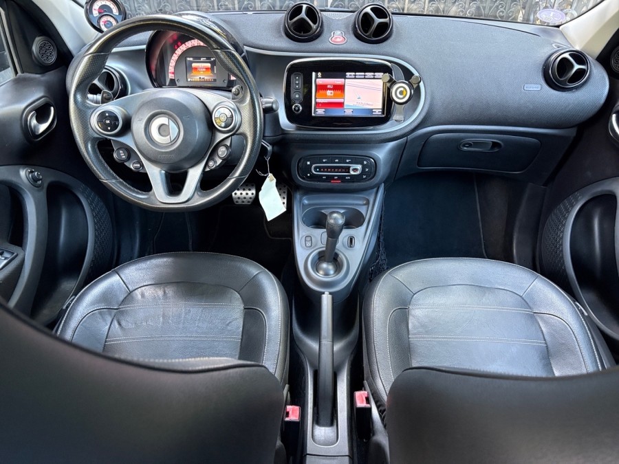 SMART d'occasion FORFOUR 90ch prime twinamic de 2015 Champigny sur