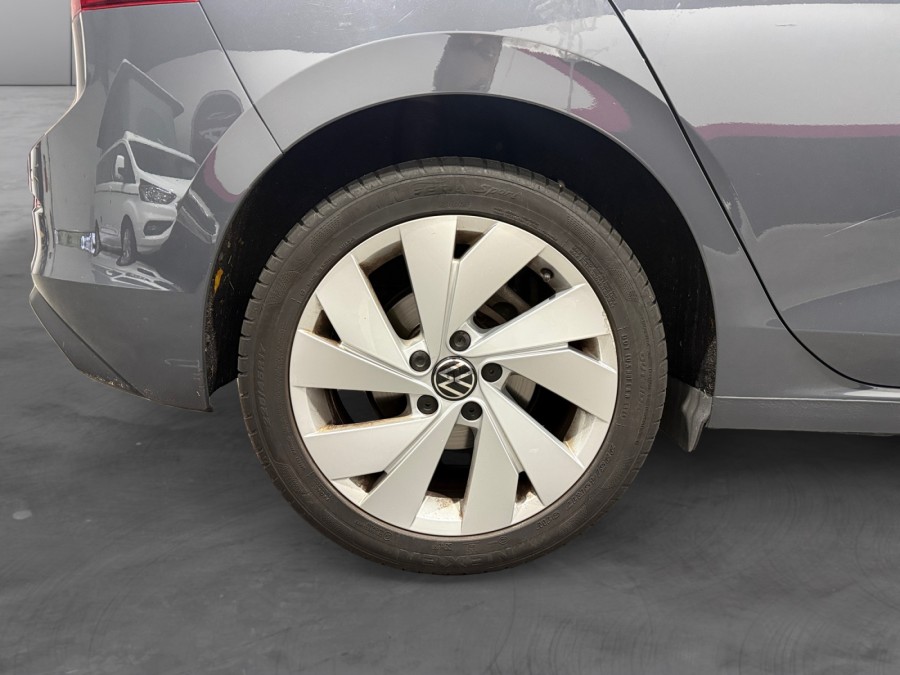 VOLKSWAGEN d'occasion GOLF 1.5 E-TSI 116 VW EDITION DSG de 2024 Lyon