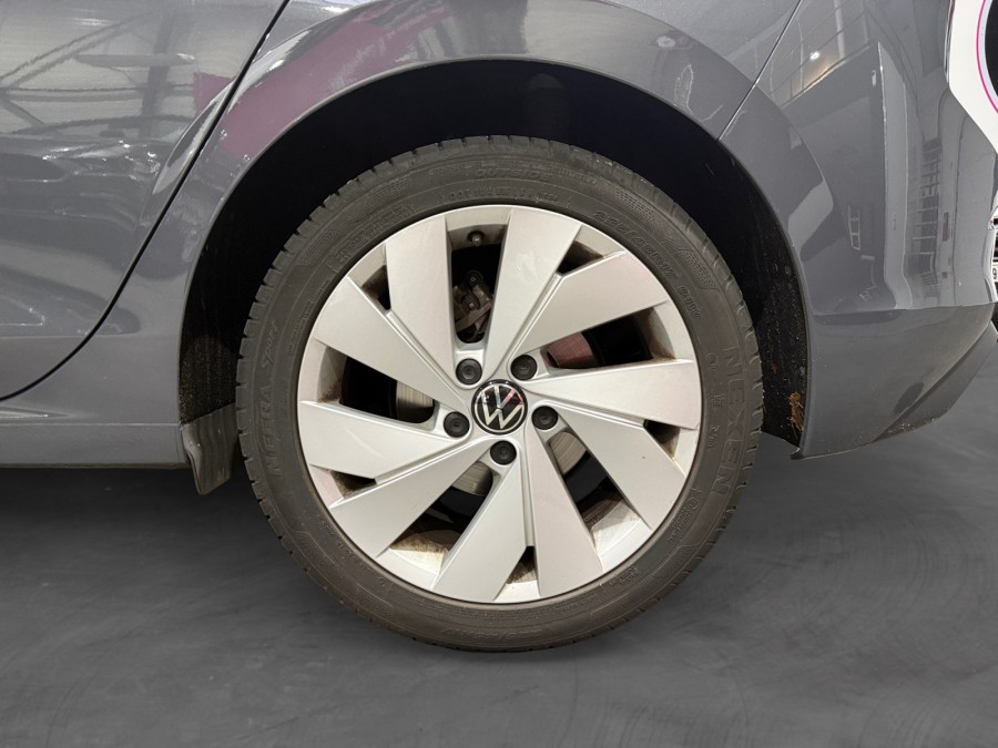 VOLKSWAGEN d'occasion GOLF 1.5 E-TSI 116 VW EDITION DSG de 2024 Lyon