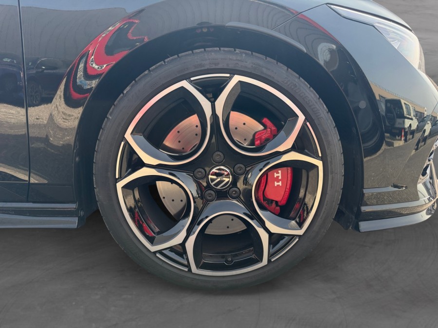 VOLKSWAGEN d'occasion GOLF 2.0 TSI 300 GTI CLUBSPORT DSG de 2025 Lyon