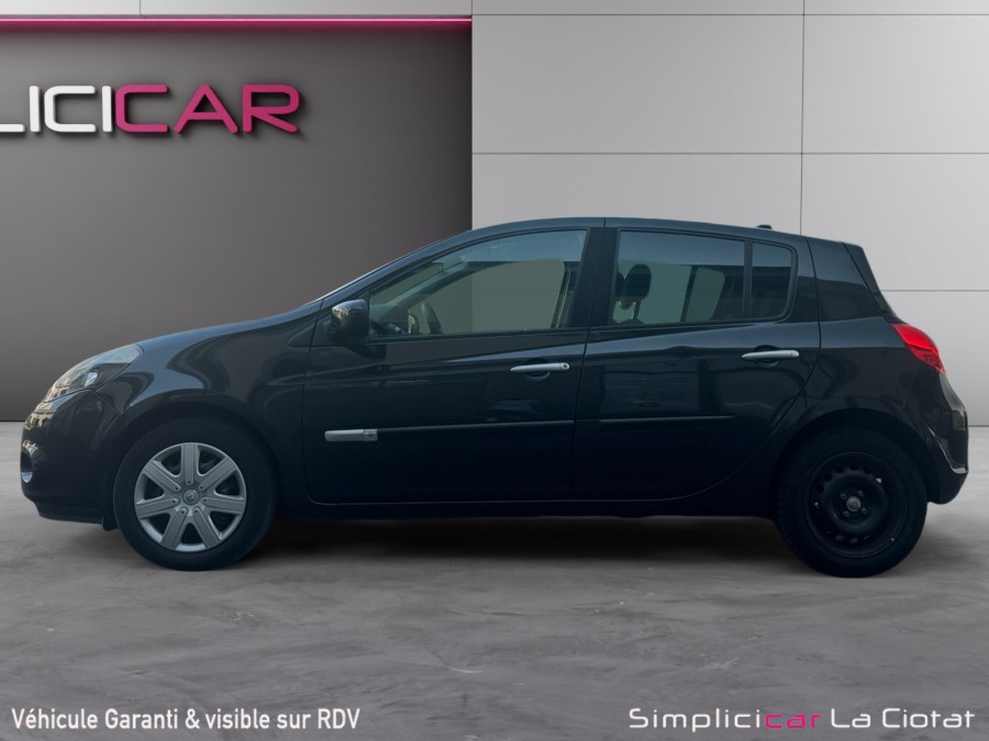 RENAULT d'occasion CLIO III 1.5 DCI 90 EXPRESSION CLIM 94G de 2011 La