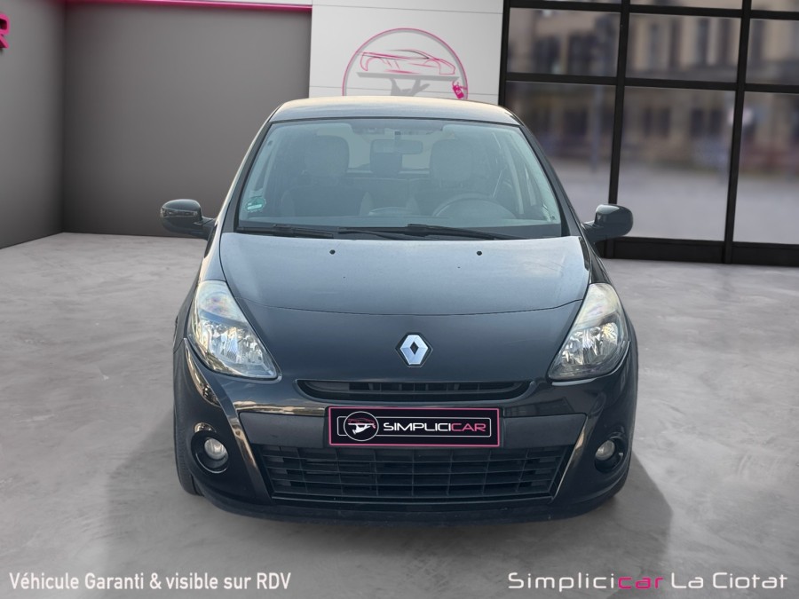 RENAULT d'occasion CLIO III 1.5 DCI 90 EXPRESSION CLIM 94G de 2011 La