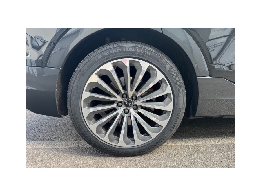 AUDI d'occasion E-TRON SPORTBACK 50 QUATTRO de 2023 La Ciotat (13)﻿