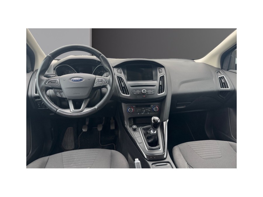 FORD d'occasion FOCUS 1.5 TDCI 120 TITANIUM de 2017 La Ciotat (13)﻿