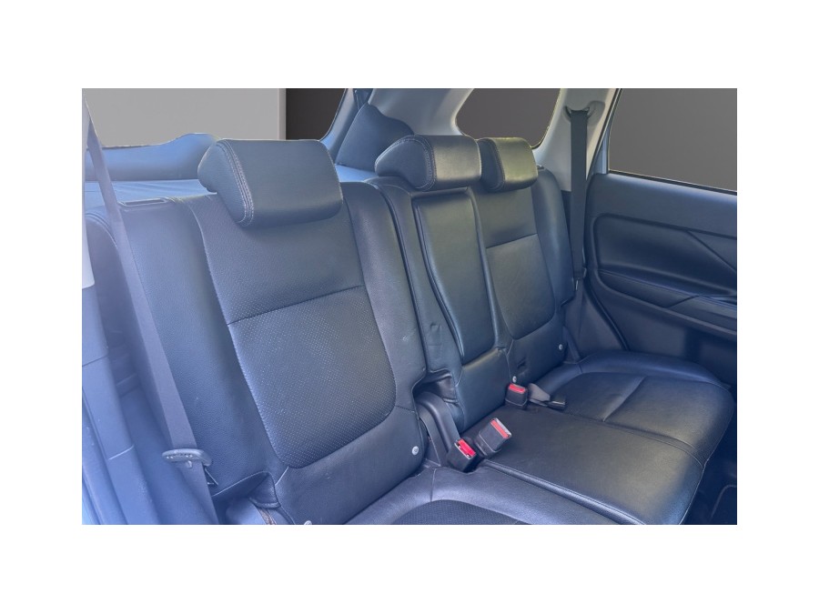 MITSUBISHI d'occasion OUTLANDER PHEV HYBRIDE AWD INSTYLE AUTO de 2014