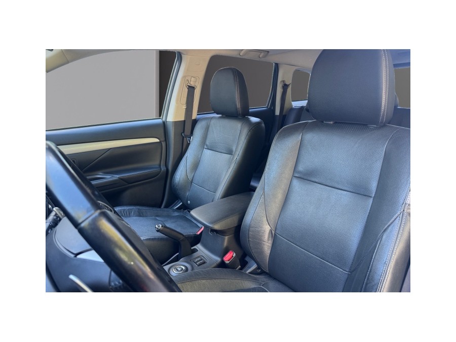 MITSUBISHI d'occasion OUTLANDER PHEV HYBRIDE AWD INSTYLE AUTO de 2014