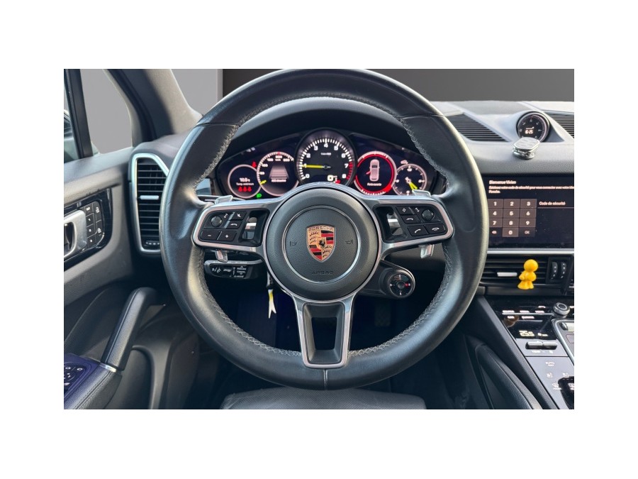 PORSCHE d'occasion CAYENNE 3.0 V6 E-HYBRID de 2022 La Ciotat (13)﻿