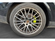 PORSCHE d'occasion CAYENNE 3.0 V6 E-HYBRID de 2022 La Ciotat (13)﻿