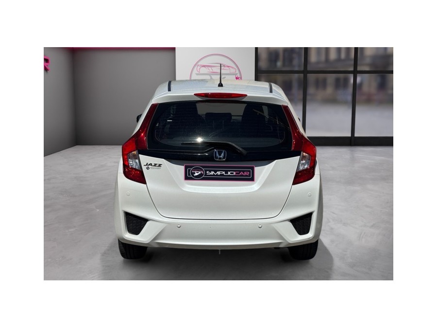 HONDA d'occasion JAZZ 1.3 IVTEC ELEGANCE de 2017 La Ciotat (13)﻿
