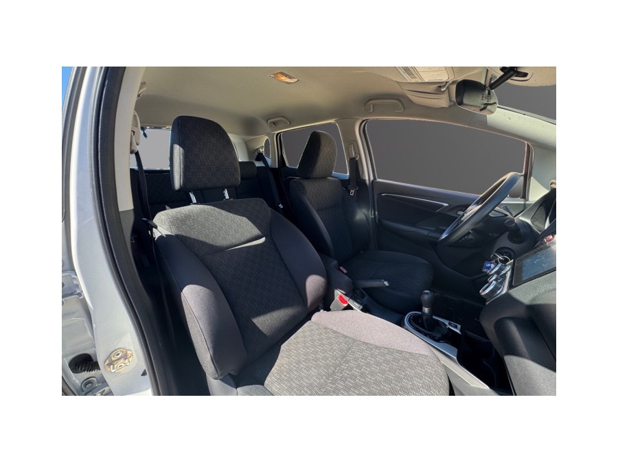 HONDA d'occasion JAZZ 1.3 IVTEC ELEGANCE de 2017 La Ciotat (13)﻿