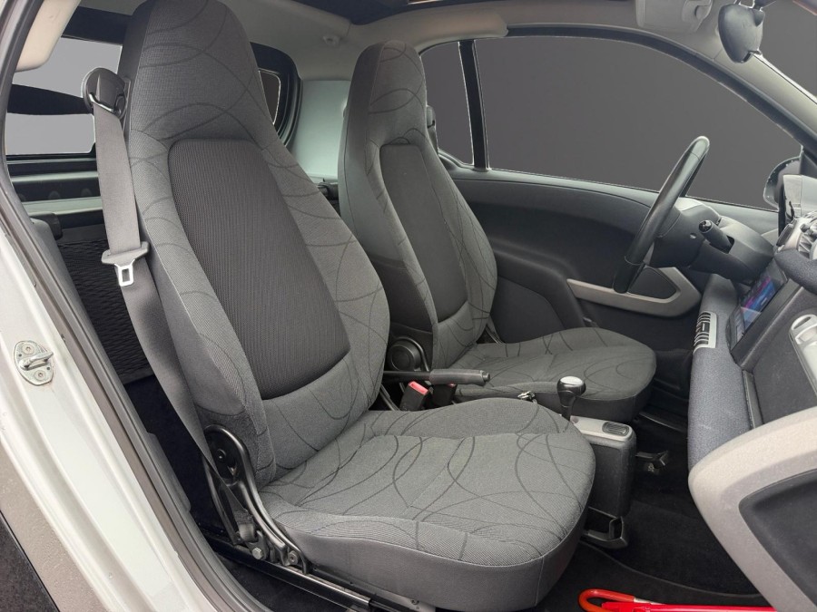 SMART d'occasion FORTWO 84ch Turbo Passion Softouch de 2014 Lyon St