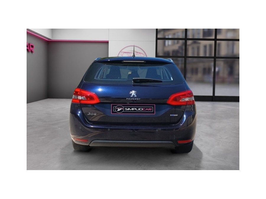 PEUGEOT d'occasion 308 II 1.2 ETHP PURETECH 130 SW ALLURE de 2016 La