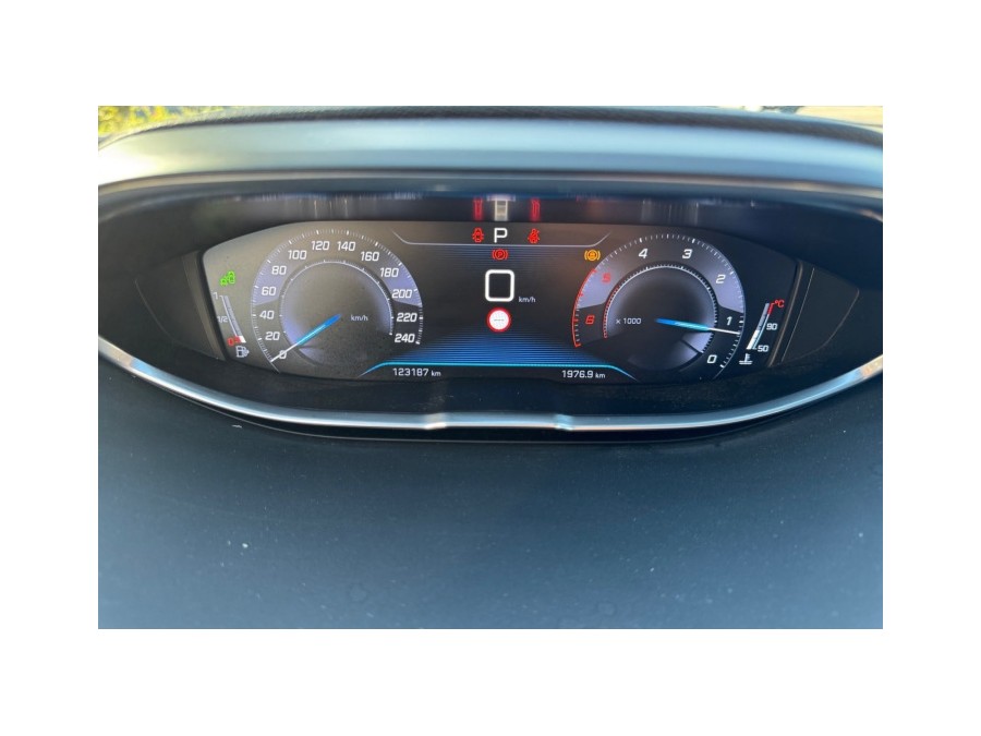 PEUGEOT d'occasion 3008 BlueHDi 130ch S&S EAT8 Allure Business de