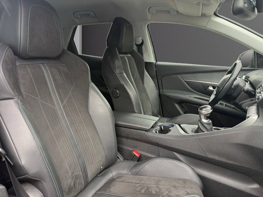 PEUGEOT d'occasion 3008 1.2 PureTech 130ch S&S Crossway de 2019